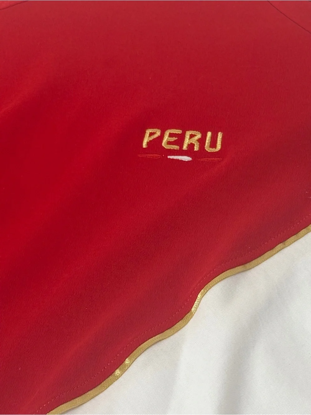 Jersey adidas, Red and White Peru Football Soccer Jersey with Gold Trim.